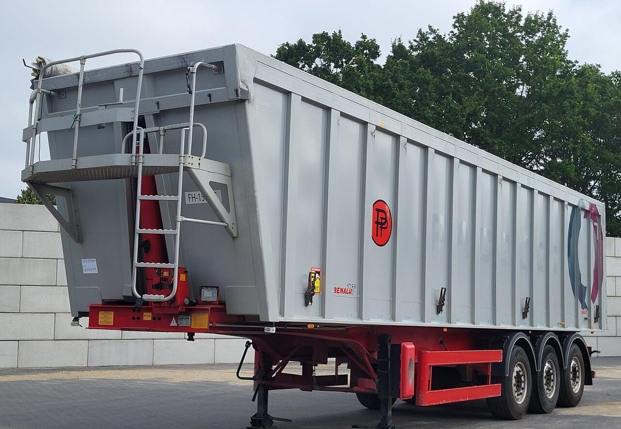 Semi-Trailer